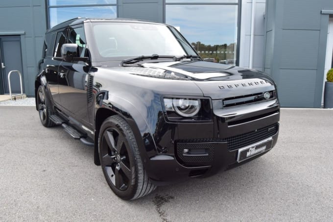 2025 Land Rover Defender