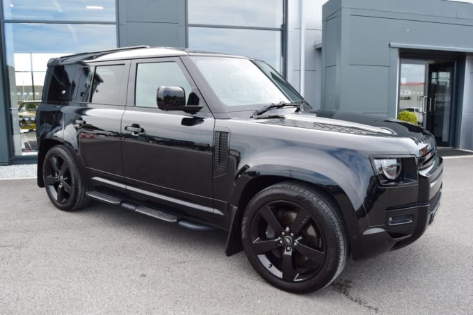 2025 Land Rover Defender