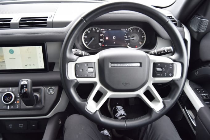 2025 Land Rover Defender