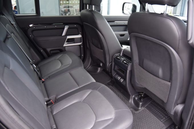2025 Land Rover Defender