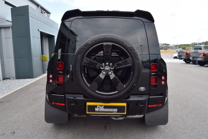 2025 Land Rover Defender