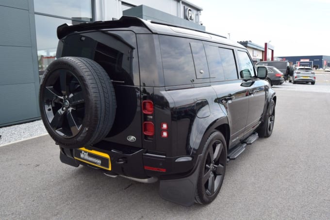 2025 Land Rover Defender
