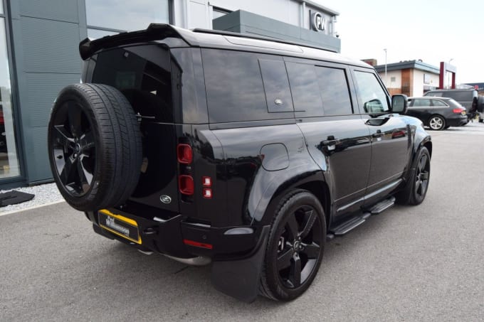 2025 Land Rover Defender