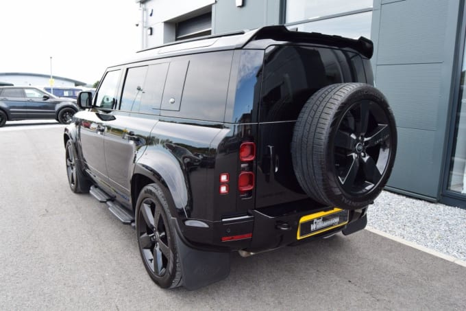 2025 Land Rover Defender