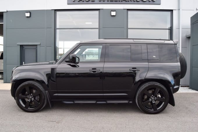 2025 Land Rover Defender