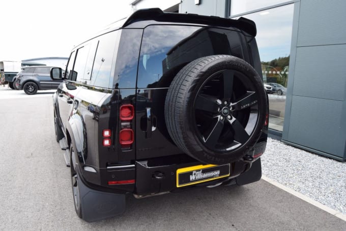 2025 Land Rover Defender