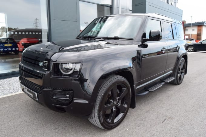 2025 Land Rover Defender