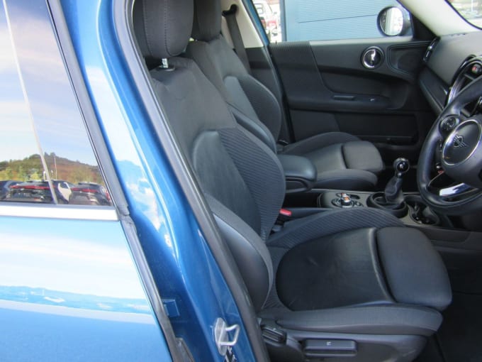 2025 Mini Countryman