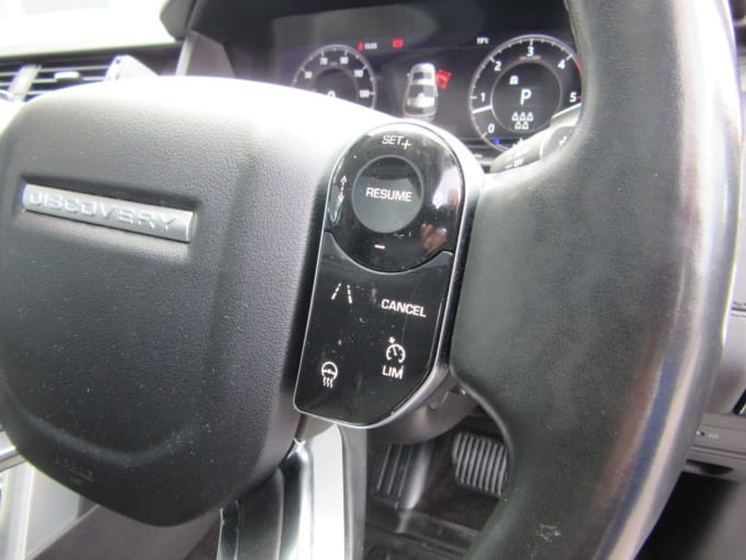 2025 Land Rover Discovery