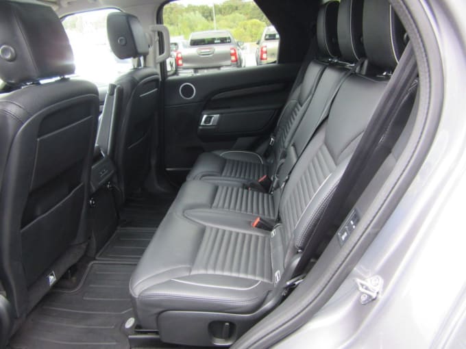 2025 Land Rover Discovery