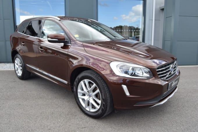 2025 Volvo Xc60