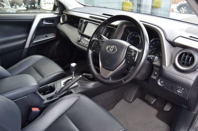 2025 Toyota Rav4