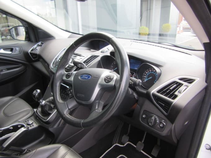2025 Ford Kuga