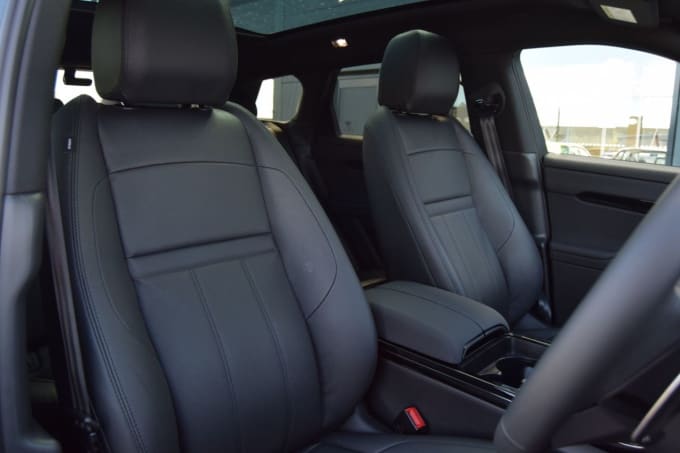 2025 Land Rover Range Rover Evoque