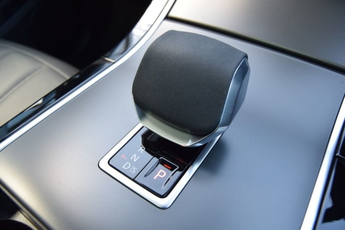 2025 Land Rover Range Rover Evoque