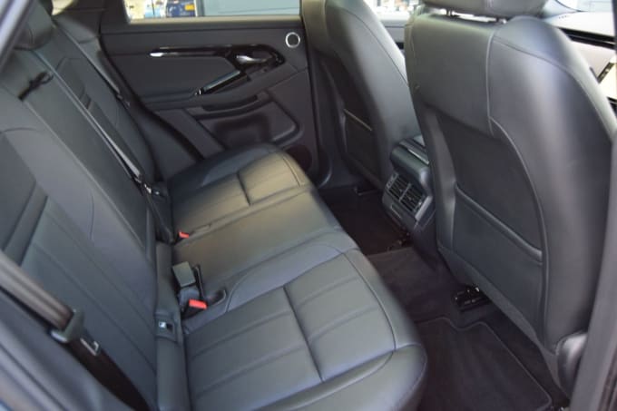 2025 Land Rover Range Rover Evoque