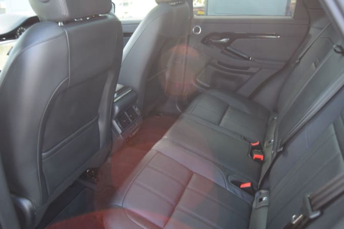 2025 Land Rover Range Rover Evoque