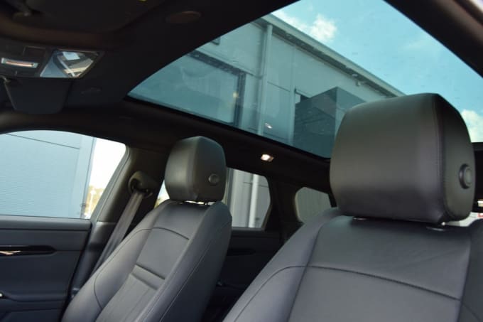 2025 Land Rover Range Rover Evoque