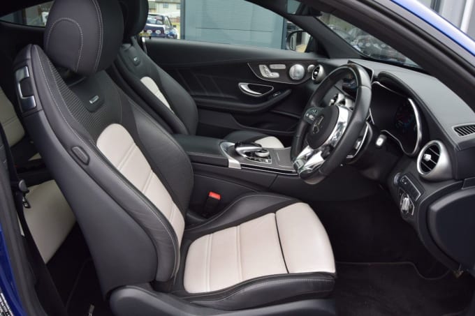 2025 Mercedes-benz C-class