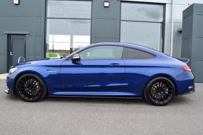 2025 Mercedes-benz C-class