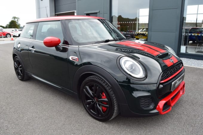 2023 Mini Hatch