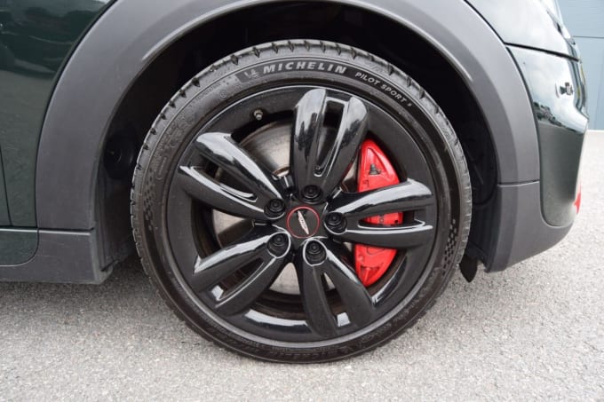 2023 Mini Hatch