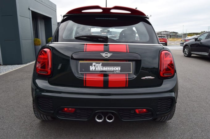 2023 Mini Hatch