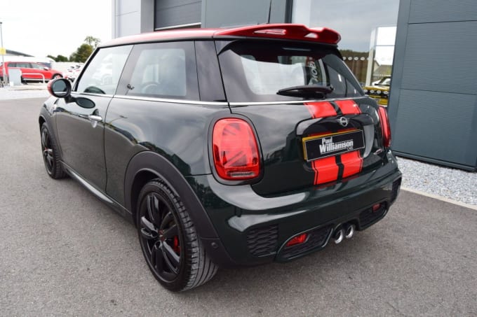 2023 Mini Hatch