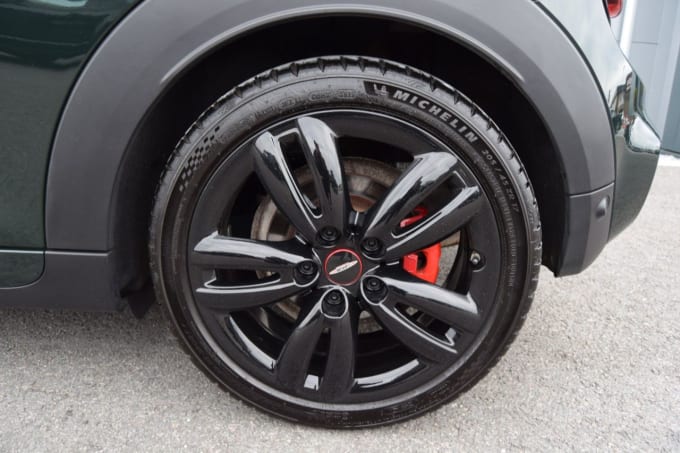 2023 Mini Hatch