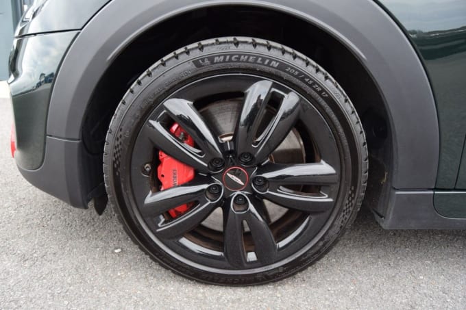 2023 Mini Hatch