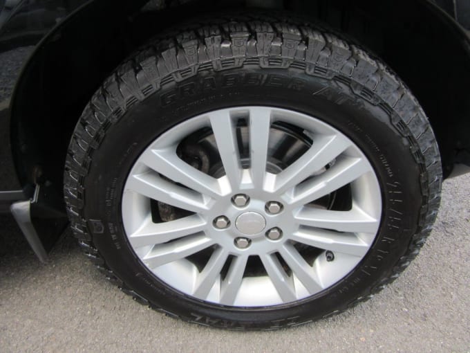 2025 Land Rover Discovery 4