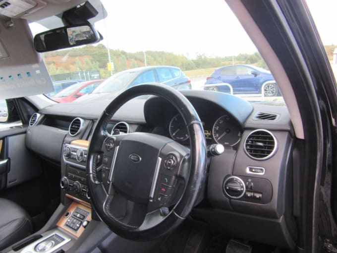 2025 Land Rover Discovery 4