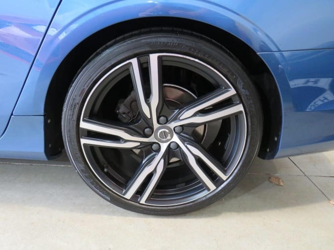 2018 Volvo S90