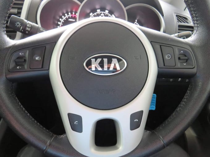 2013 Kia Venga