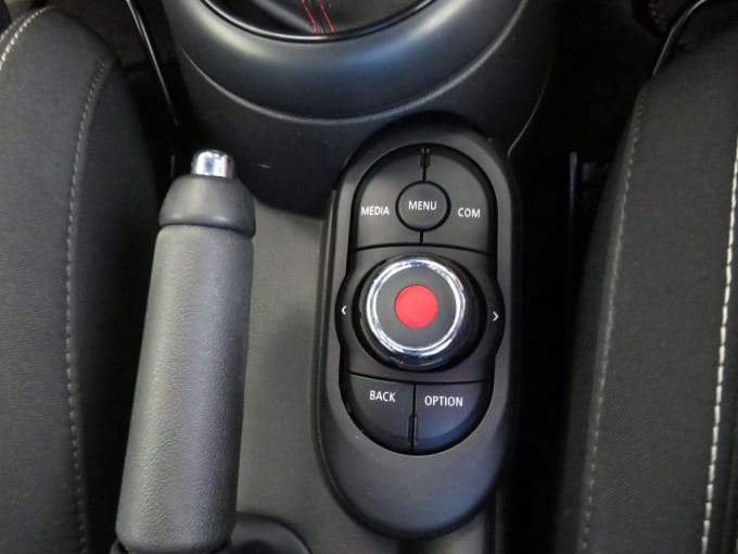2018 Mini Hatch