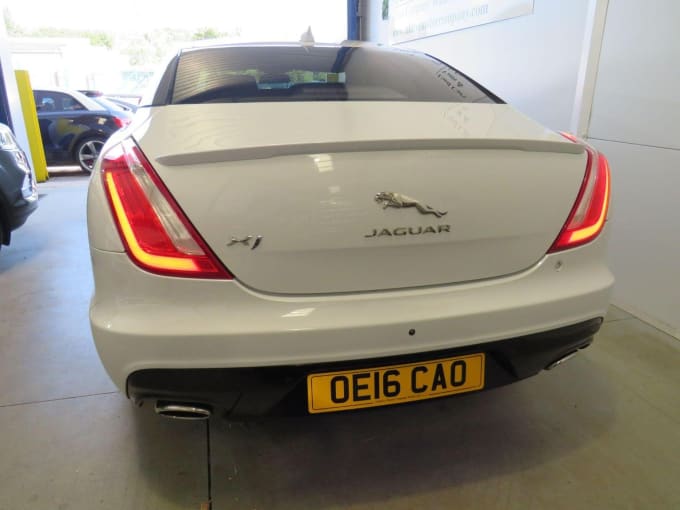 2016 Jaguar Xj