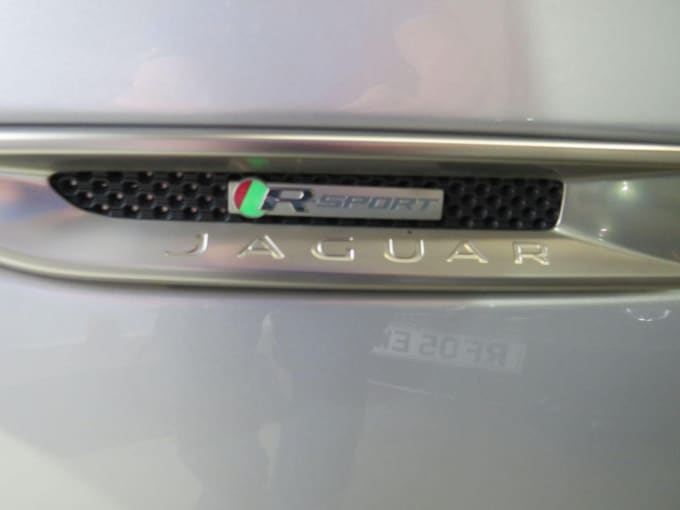 2019 Jaguar F-pace