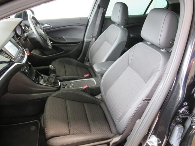 2019 Vauxhall Astra