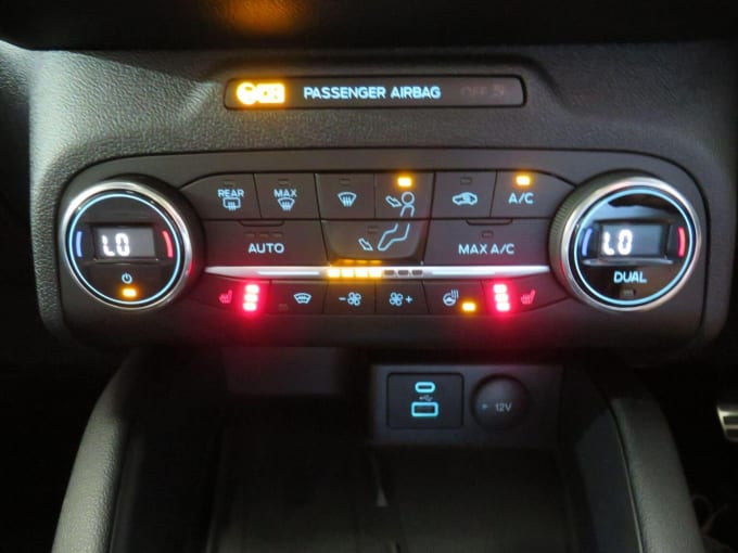 2020 Ford Kuga