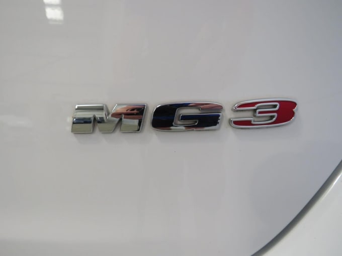 2020 Mg Mg3
