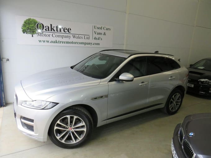 2019 Jaguar F-pace