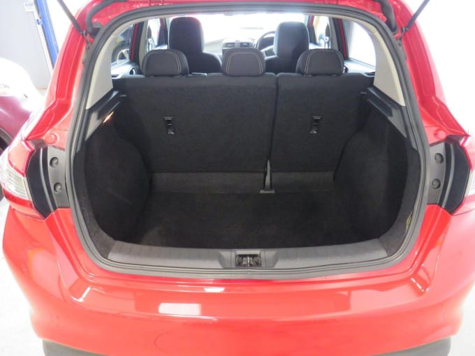 2016 Nissan Pulsar