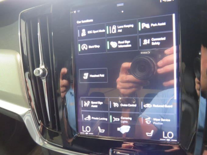 2018 Volvo S90