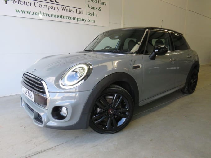 2018 Mini Hatch