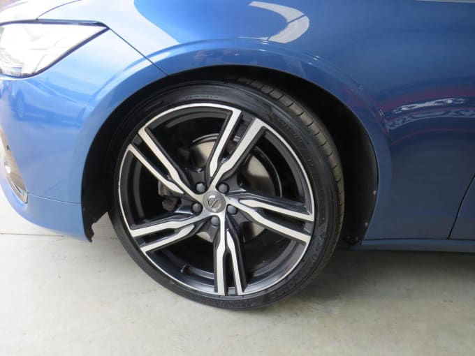 2018 Volvo S90