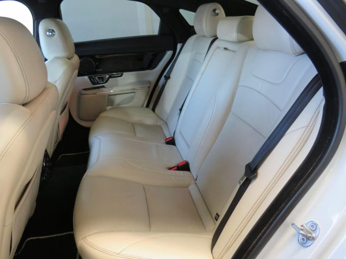 2016 Jaguar Xj