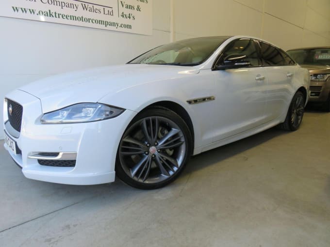 2016 Jaguar Xj
