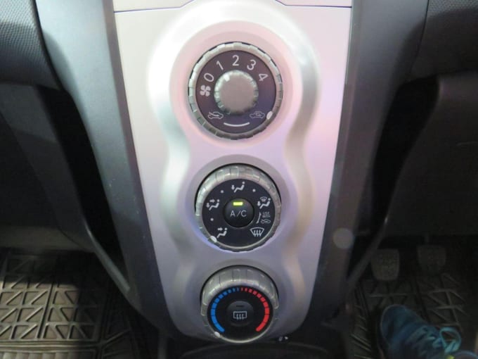 2008 Toyota Yaris
