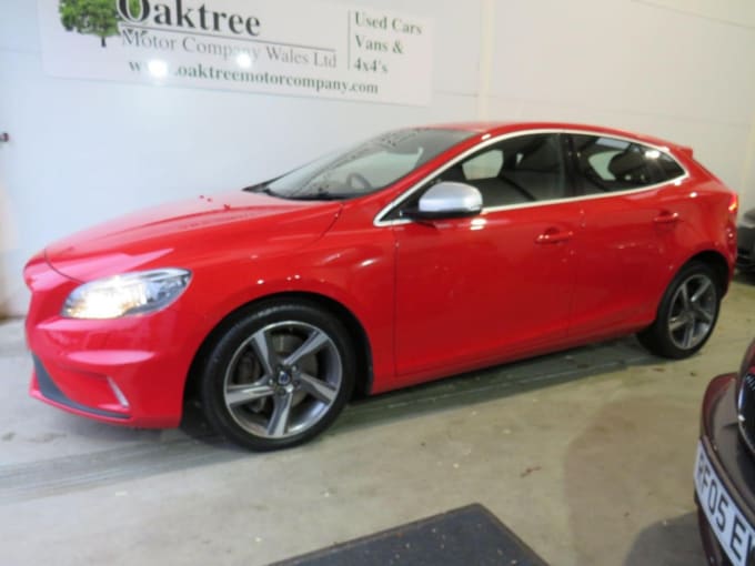 2014 Volvo V40