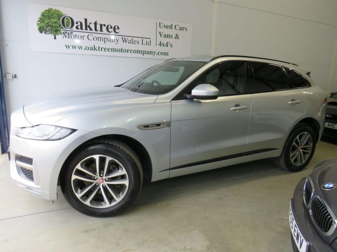 2019 Jaguar F-pace